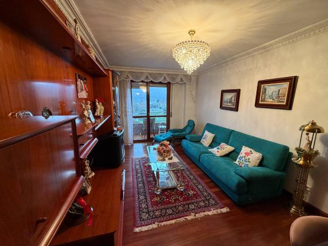 Piso en venta en Ariz, Basauri