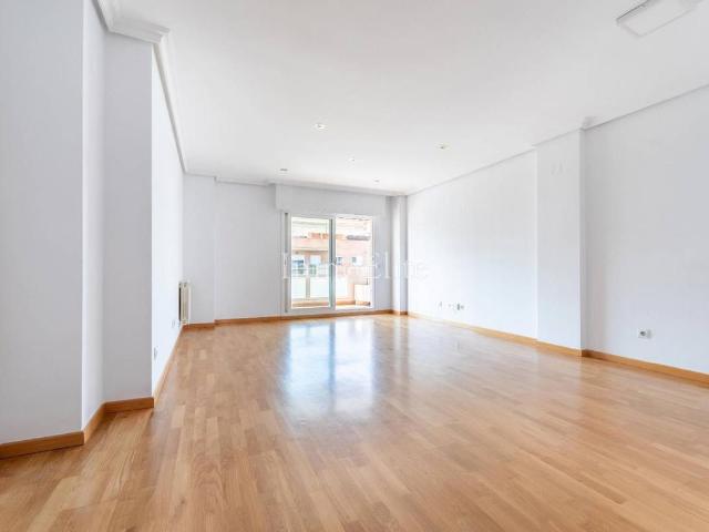 Piso en venta en Pozuelo De Alarcón, Pozuelo Estación