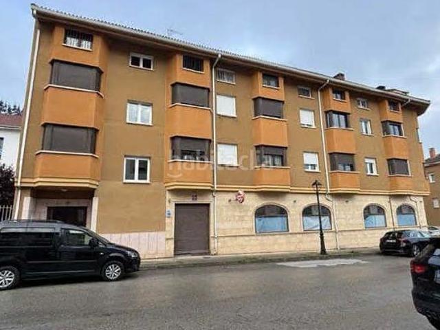 Piso en venta en Pradoluengo, Castilla y León