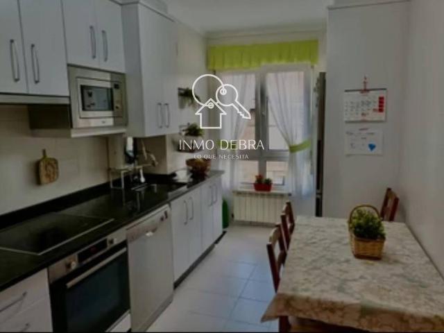 Piso en venta en Praúa, Pravia