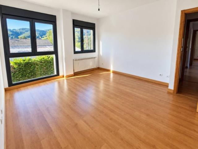 Piso en venta en Praúa, Pravia