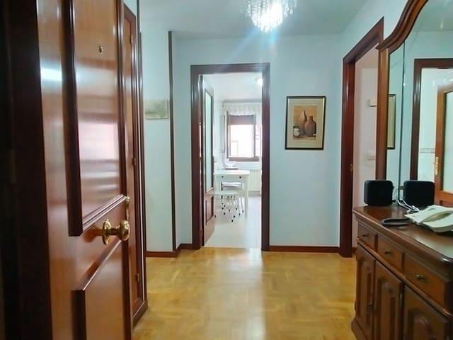 Piso en venta en Agones, Pravia