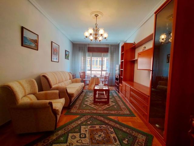 Piso en venta en Praúa, Pravia