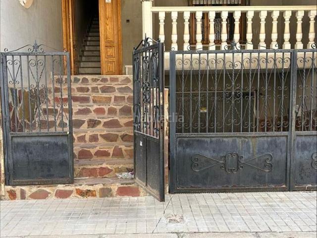 Piso en venta en La Puebla De Almoradiel, Toledo