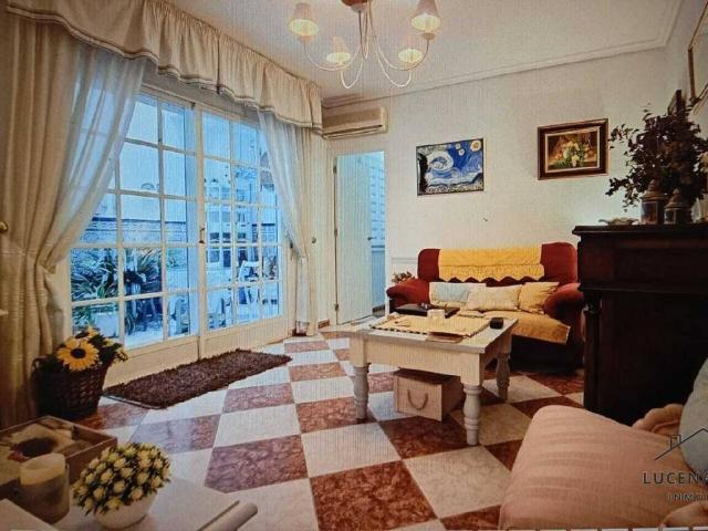 Piso en venta en Barrio de la Isla, Puente Genil