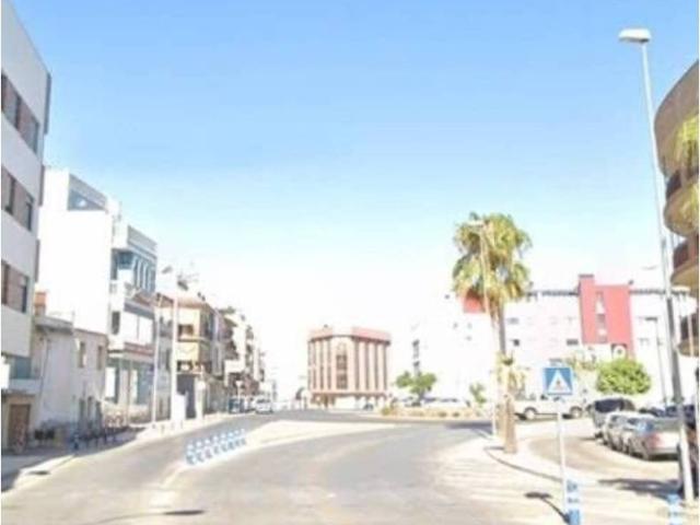 Piso en venta en Puente Genil, Andalucía