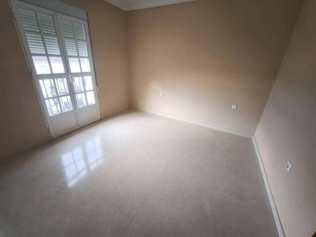 Piso en venta en Puente Genil, Andalucía