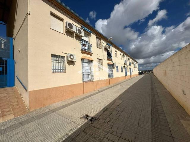 Piso en venta en Puente Genil, Andalucía