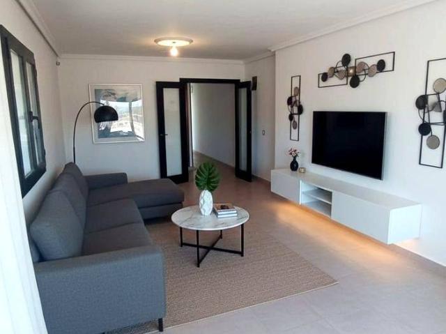 Piso en venta en Ocaña, Toledo