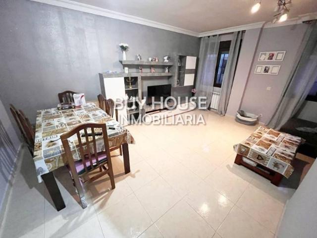 Piso en venta en Recas