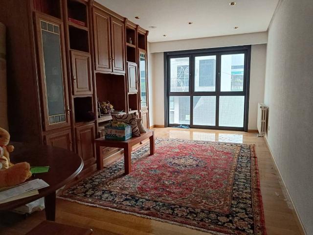 Piso en venta en Centro, Ourense