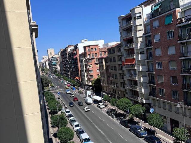 Piso en venta en Las Gaunas, Logroño