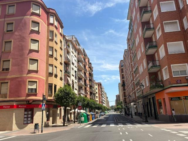 Piso en venta en Las Gaunas, Logroño