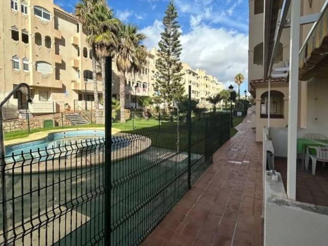 Piso en venta en Almedina, Almería