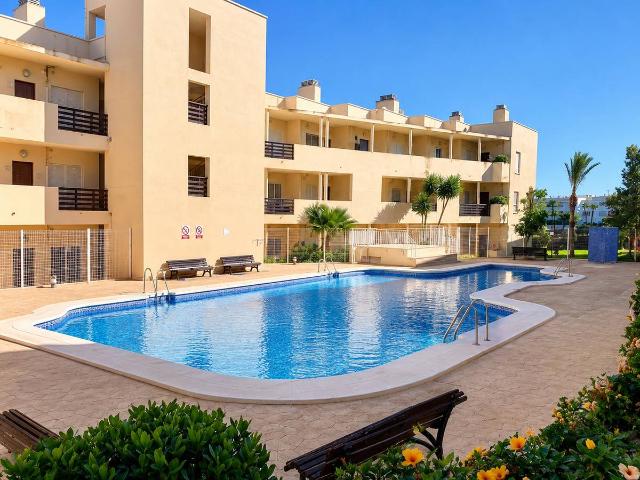 Piso en venta en Almedina, Almería