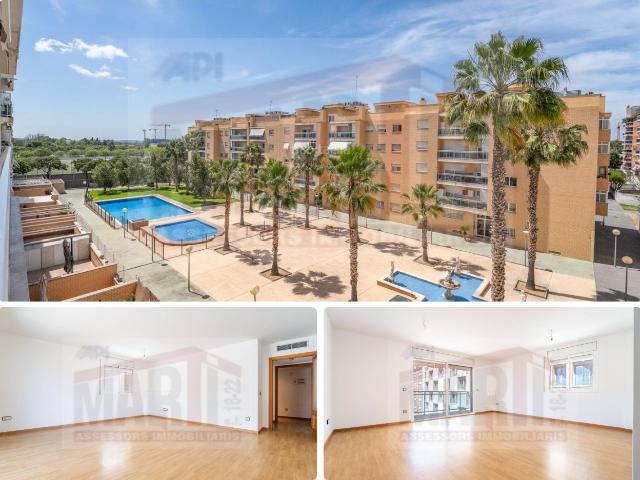 Piso en venta en Mas Iglesias, Baix Camp