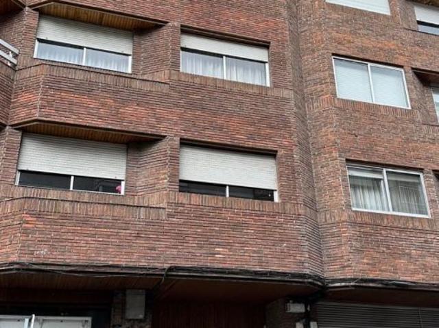 Piso en venta en Ribadavia, Figueirido