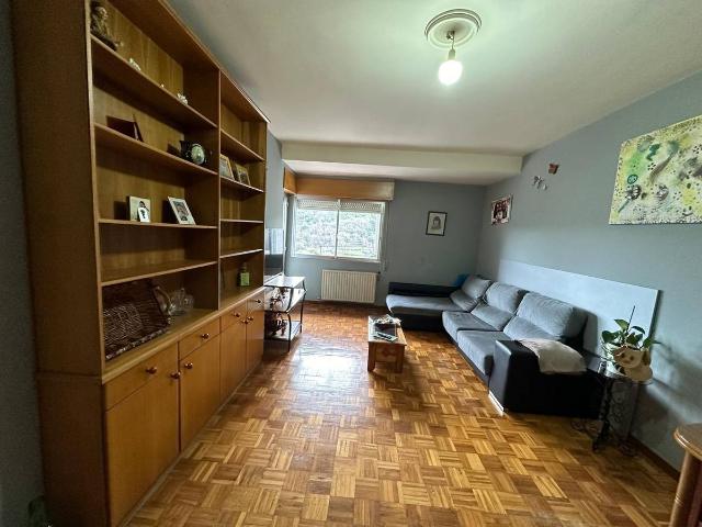 Piso en venta en Ribadavia, Figueirido