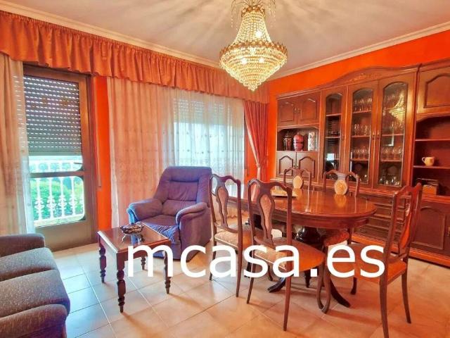 Piso en venta en Ribadavia, Ourense