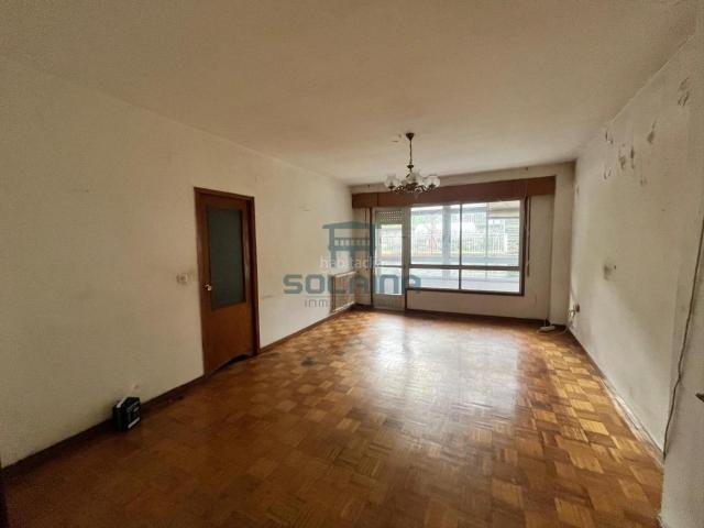 Piso en venta en Ribadavia, Figueirido