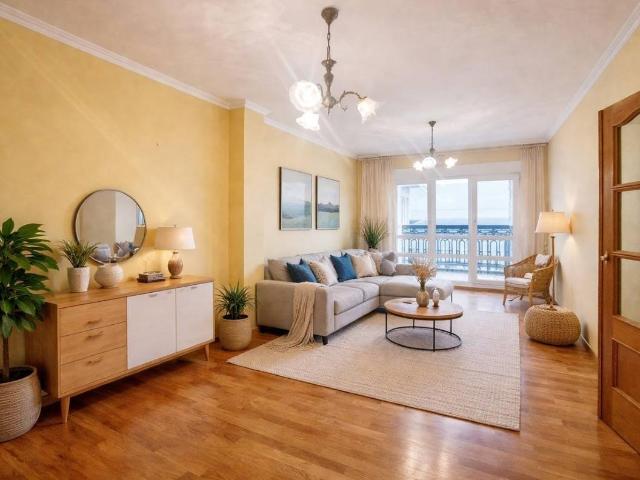 Piso en venta en A Mariña Oriental, Galicia