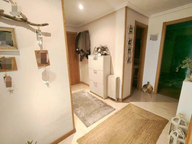 Piso en venta en Ribeira, A Barbanza