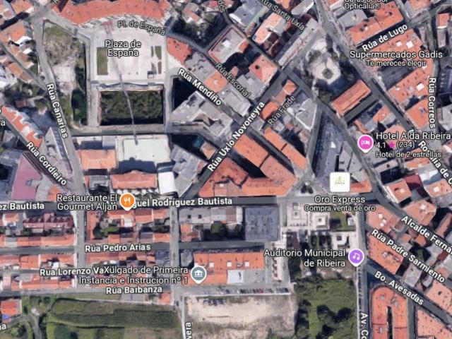 Piso en venta en Ribeira, A Barbanza