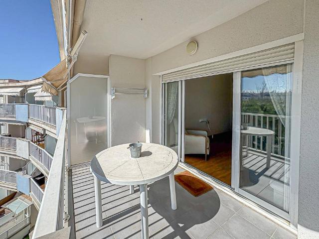 Piso en venta en Vilanova I La Geltrú, Centrevila