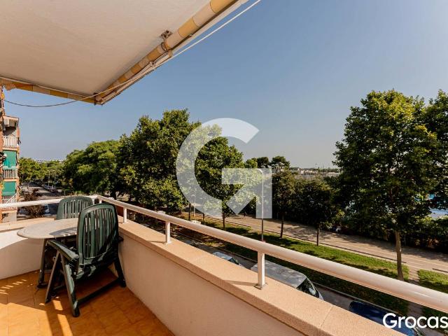 Piso en venta en Cornellà De Llobregat, Centre