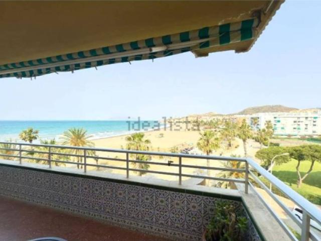 Piso en venta en La Cala del Moral, La Axarquía