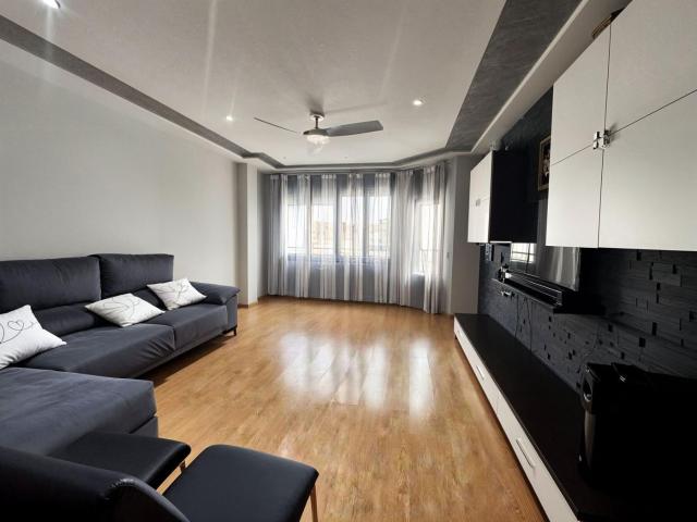 Piso en venta en Distrito 5, Albacete