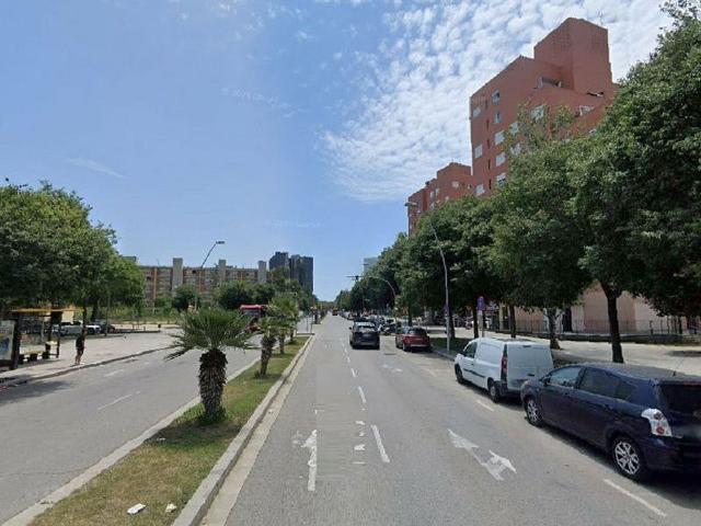 Piso en venta en La Mina - districte 6, Barcelonès