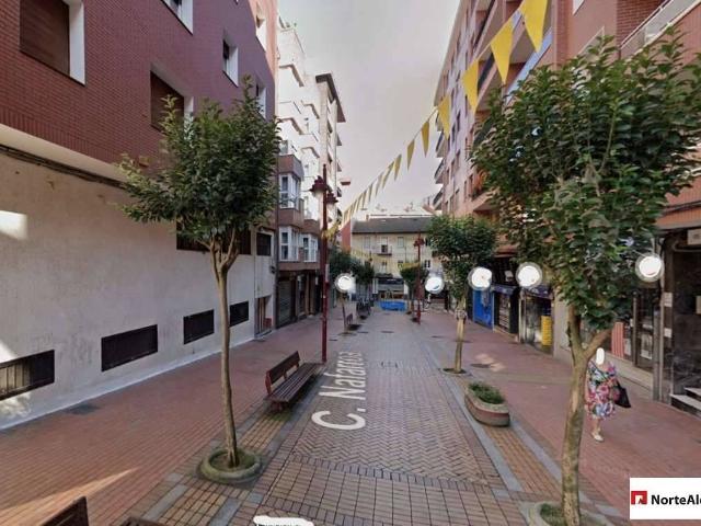 Piso en venta en Barakaldo, Landaburu