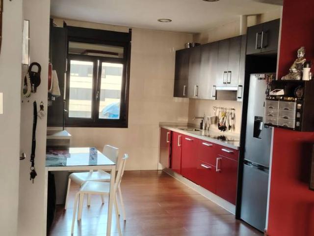 Piso en venta en Barakaldo, Landaburu