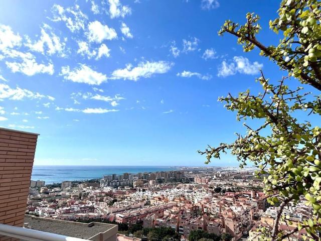 Casa en venta en Roquetas De Mar, Andalucía