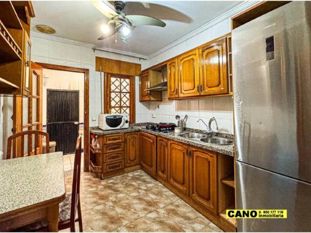 Dúplex en venta en Roquetas De Mar, Andalucía