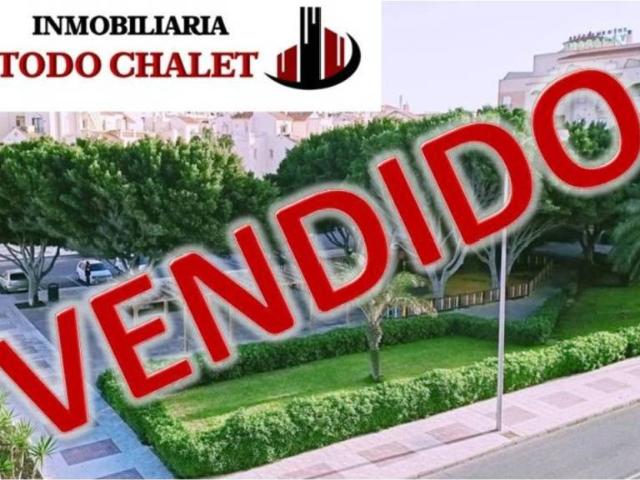 Piso en venta en Roquetas De Mar, Andalucía