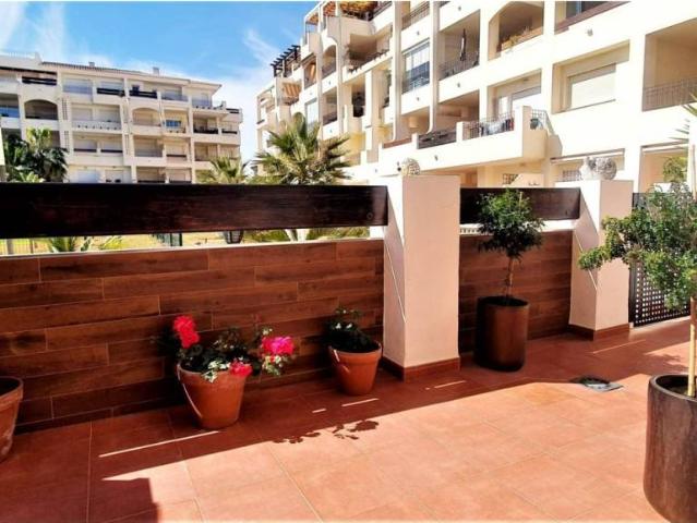 Piso en venta en Roquetas De Mar, Andalucía