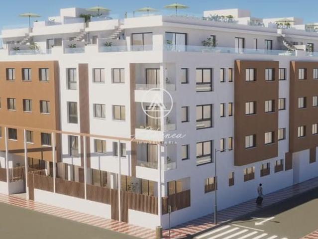 Piso en venta en Roquetas De Mar, Andalucía