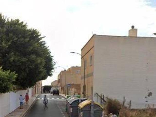 Piso en venta en Roquetas De Mar, Los Depósitos