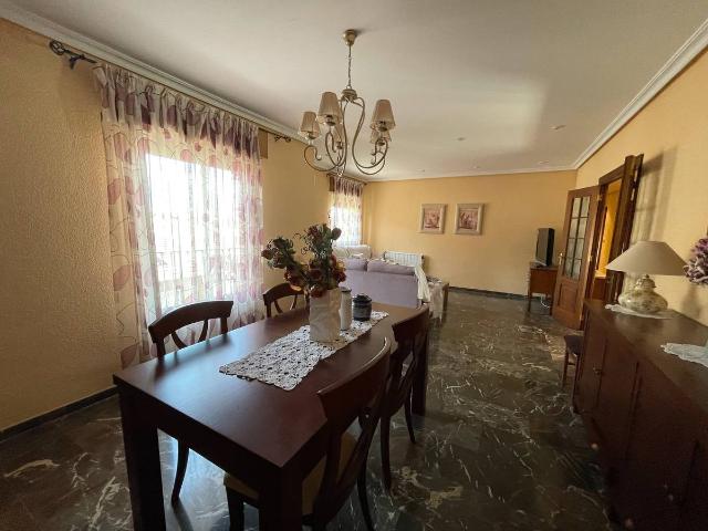 Piso en venta en Rus, Andalucía
