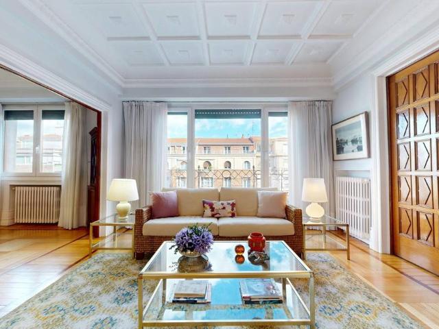 Piso en venta en Casco Viejo, Bilbao