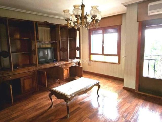 Piso en venta en Sahagún, Castilla y León