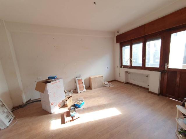 Piso en venta en Salas, Samartín