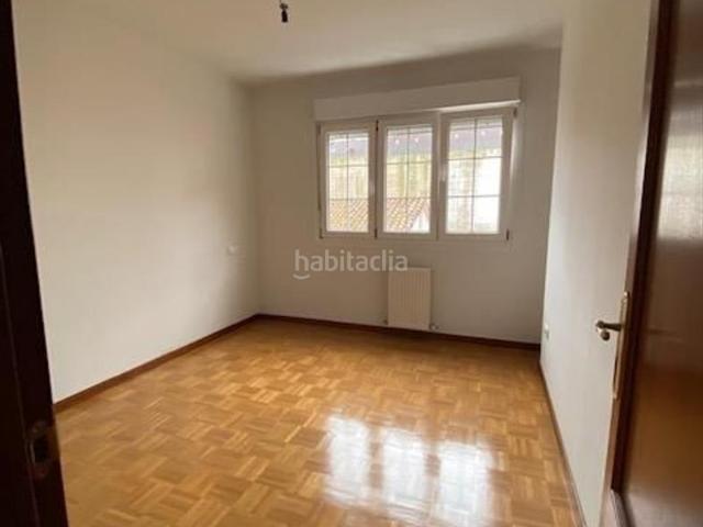 Piso en venta en Salas, Samartín