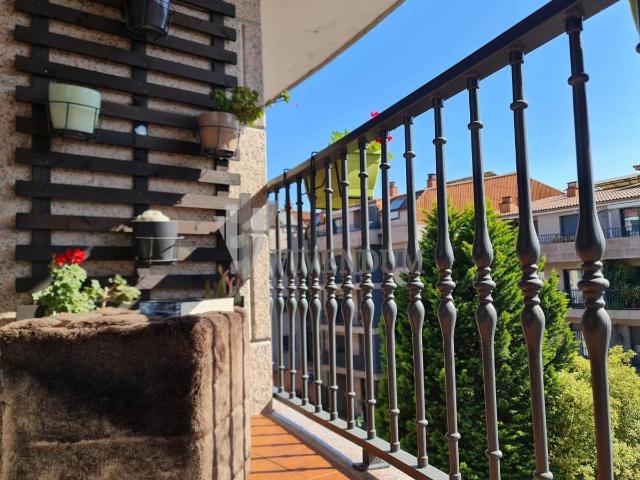 Piso en venta en Salceda de Caselas, Vigo