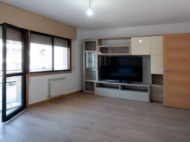 Piso en venta en Salceda de Caselas, Vigo