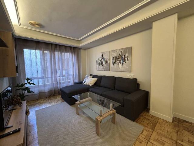 Piso en venta en Centro, Oviedo