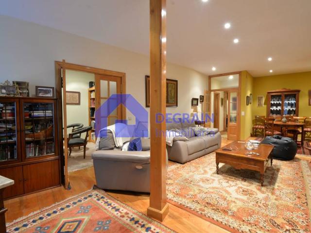 Piso en venta en Centro, Oviedo