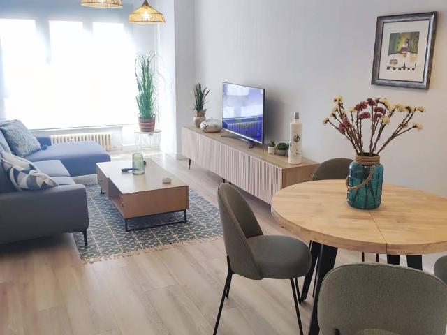 Piso en venta en Centro, Oviedo